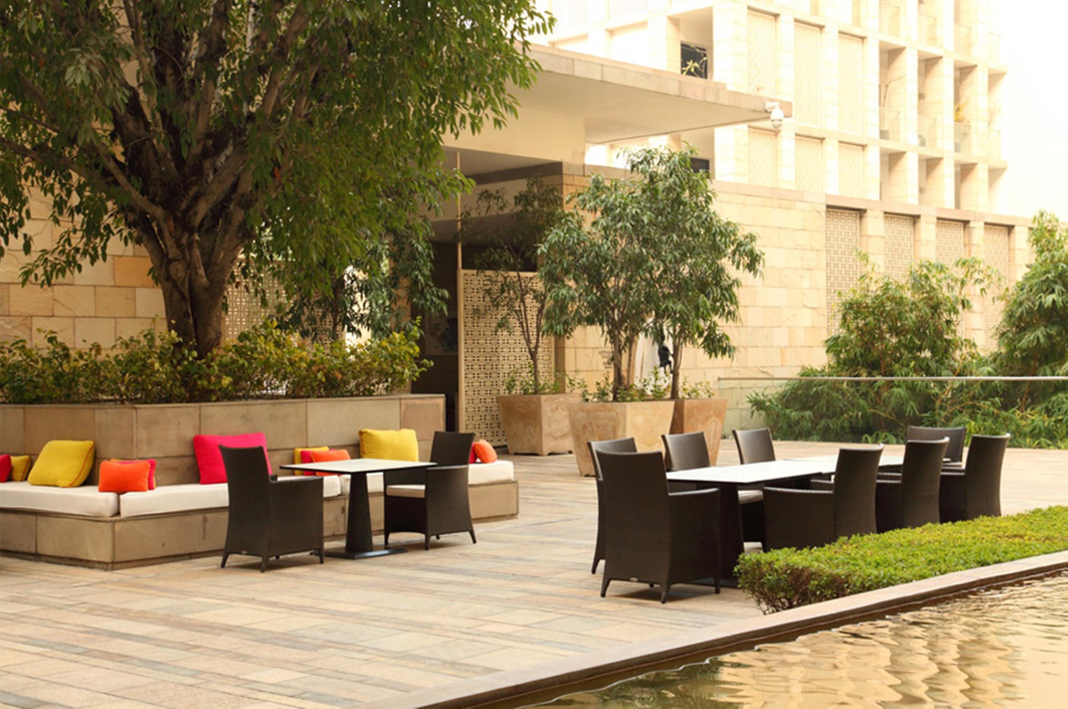 The Lodhi - A Member Of The Leading Hotels Of The World New Delhi Exterior photo