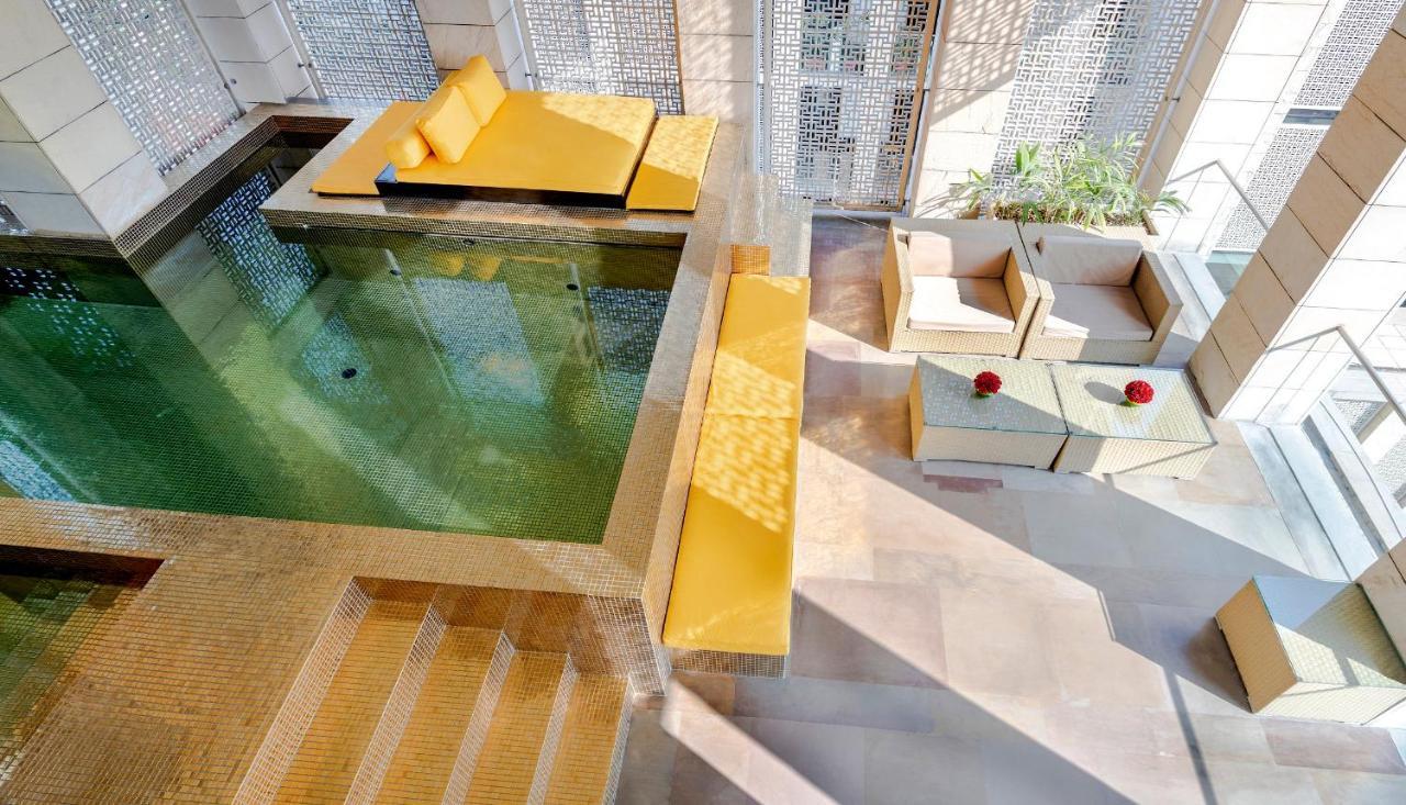 The Lodhi - A Member Of The Leading Hotels Of The World New Delhi Exterior photo